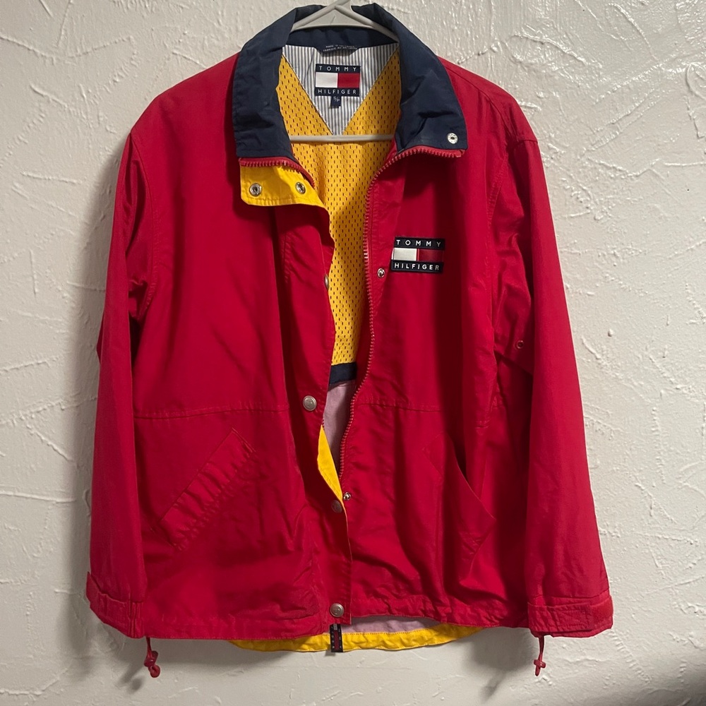 Tommy Hilfiger Red and Yellow Windbreaker with Navy Collar-Vintage 90’s style